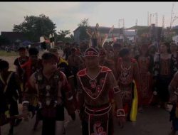 HUT ORMAS MENALAU DELAPAN GANUK KEC. AIR UPAS KAB KETAPANG